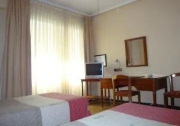 Hotel Bypillow Irala Bilbau